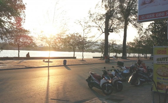 Kampot - Riverfront - Sunset
