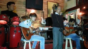 Hoi An - Guitar Hawaii - Band 2
