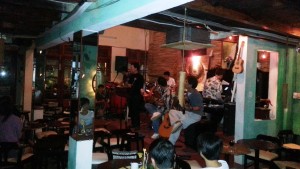 Hoi An - Guitar Hawaii - Band