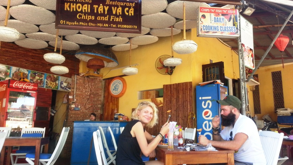 Hoi An - Isa & Kyle Fish & Chips VND135k