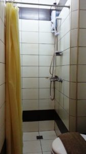 Manila - Leesons - Ensuite Entry