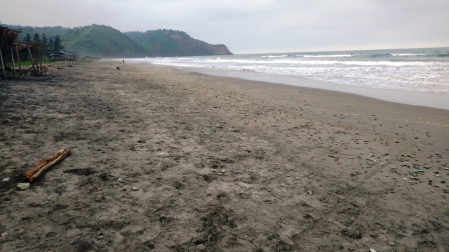 Ayampe - Los Orishas - Beach South
